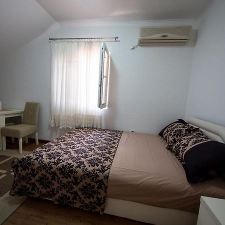 Apartments Pavicevic Tivat Zewnętrze zdjęcie
